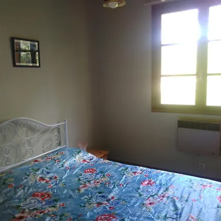 Chalet Du Lac Bed & Breakfast 3*